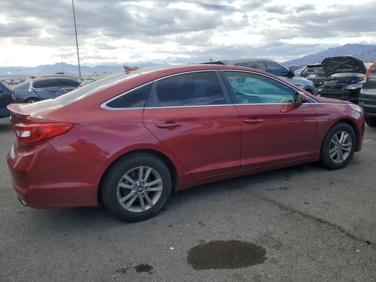 2016 Hyundai Sonata - Image 3