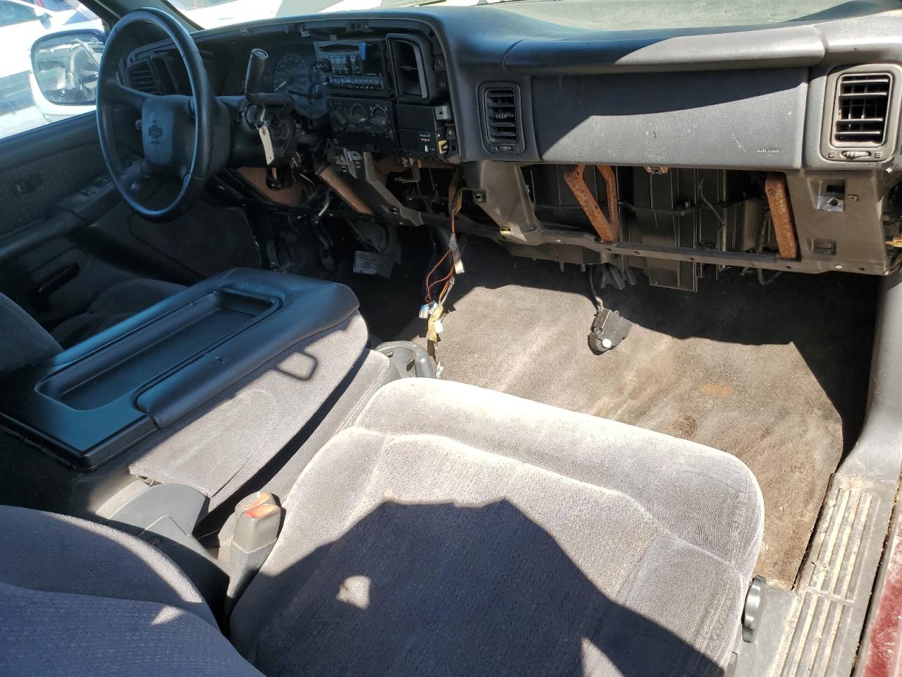 2001 Chevrolet Silverado - Image 8