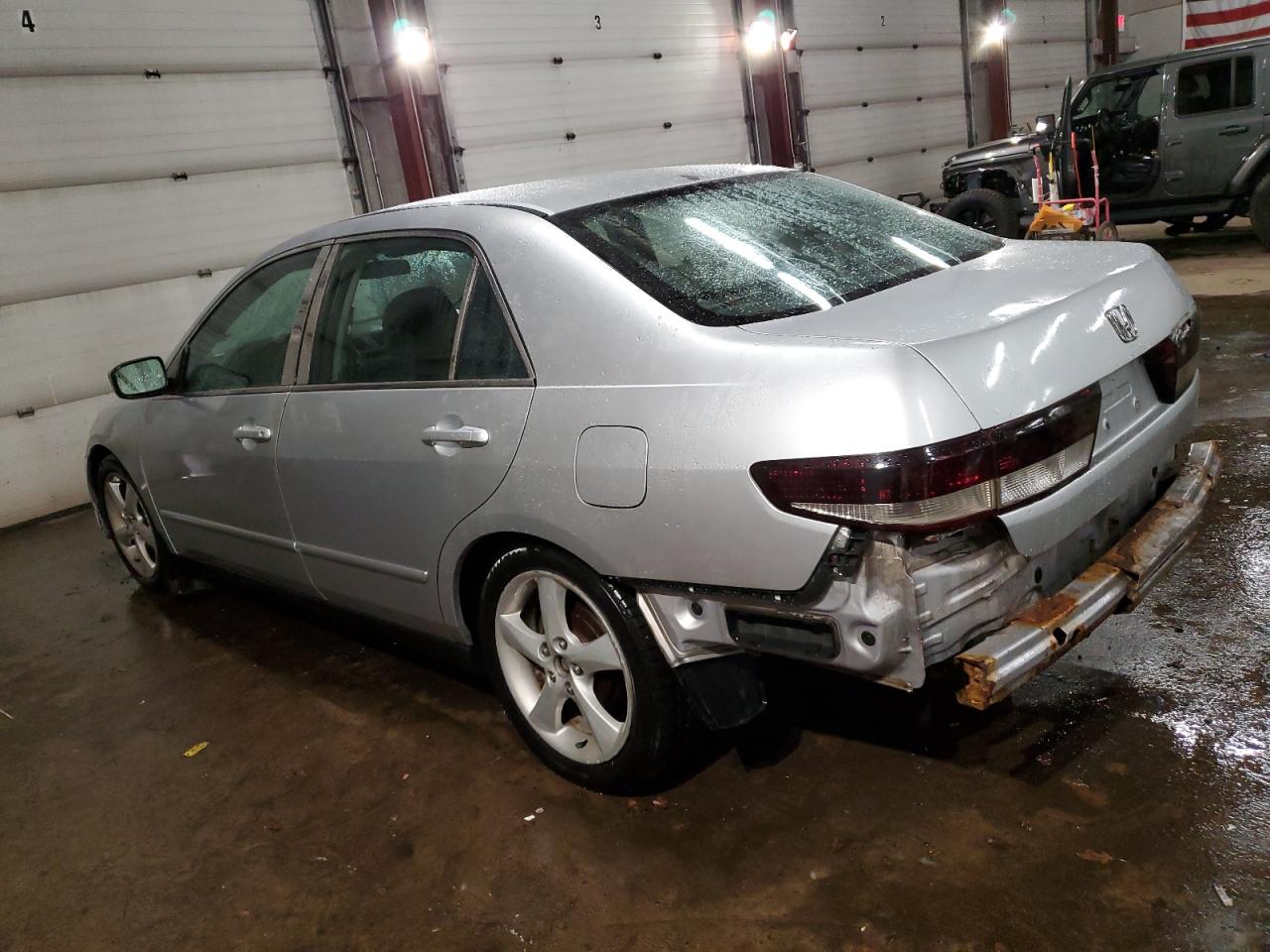 2004 Honda Accord - Image 2