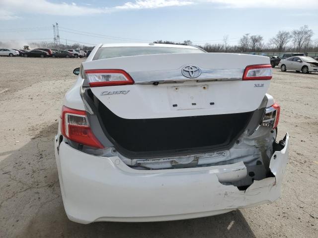  TOYOTA CAMRY 2013 Белы