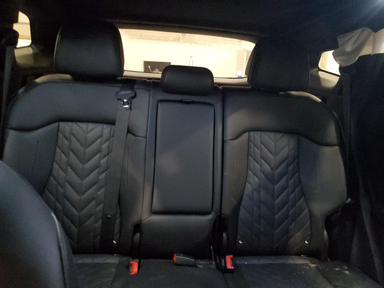 2023 Kia Sportage - Image 10
