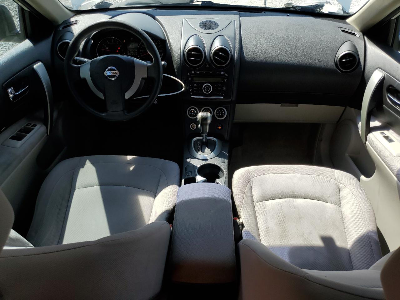 2014 Nissan Rogue - Image 8