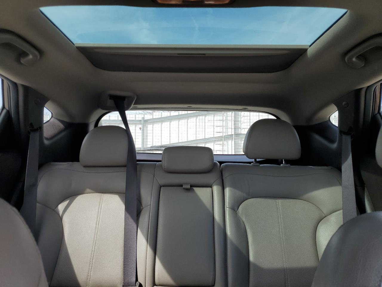 2014 Hyundai Tucson - Image 10