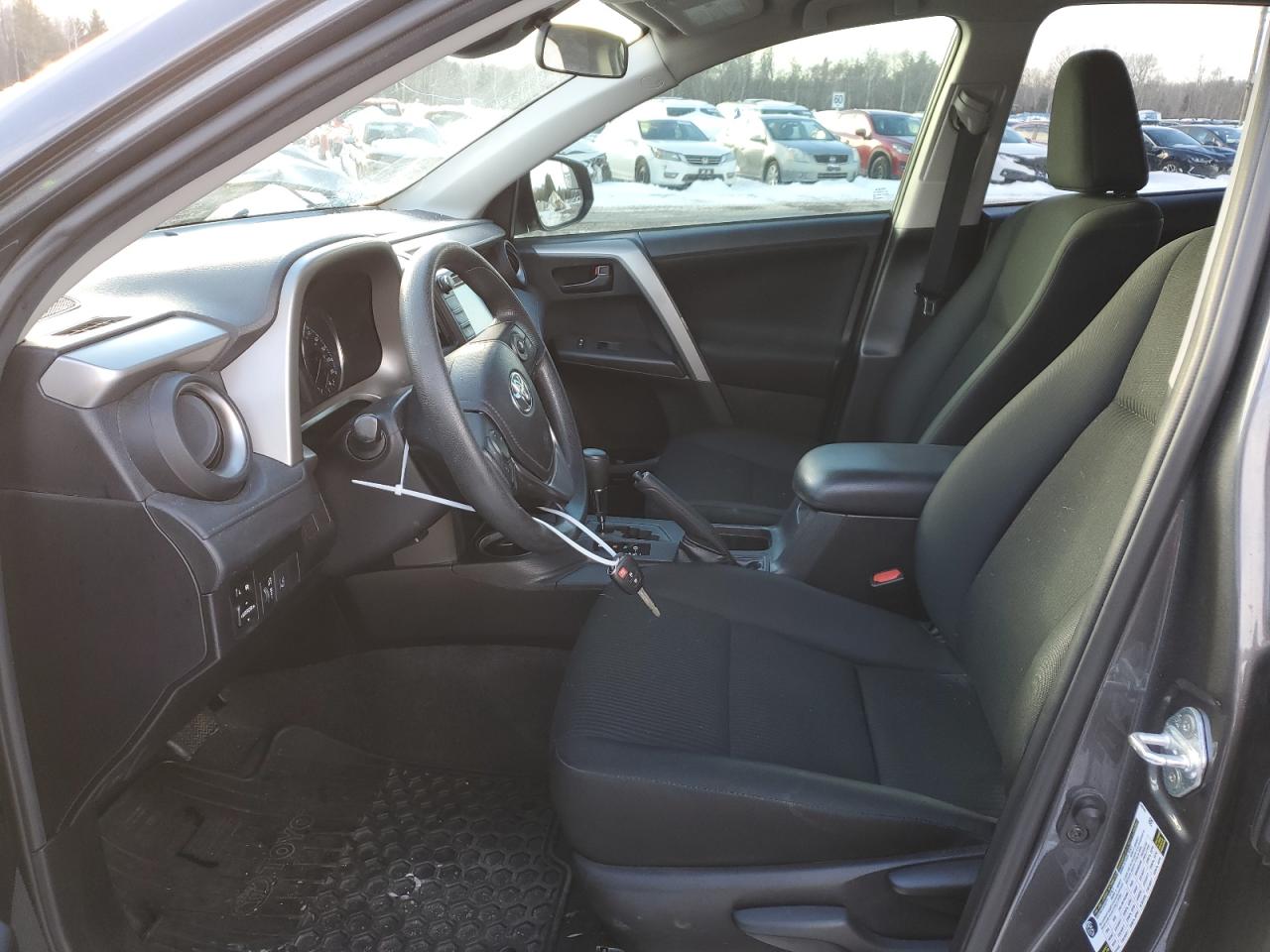 2018 Toyota RAV 4 - Image 7