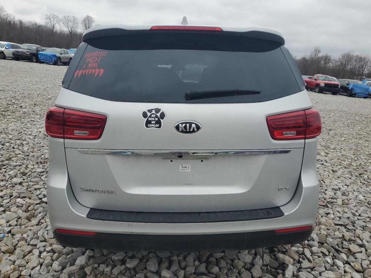 2020 Kia Sedona - Image 6