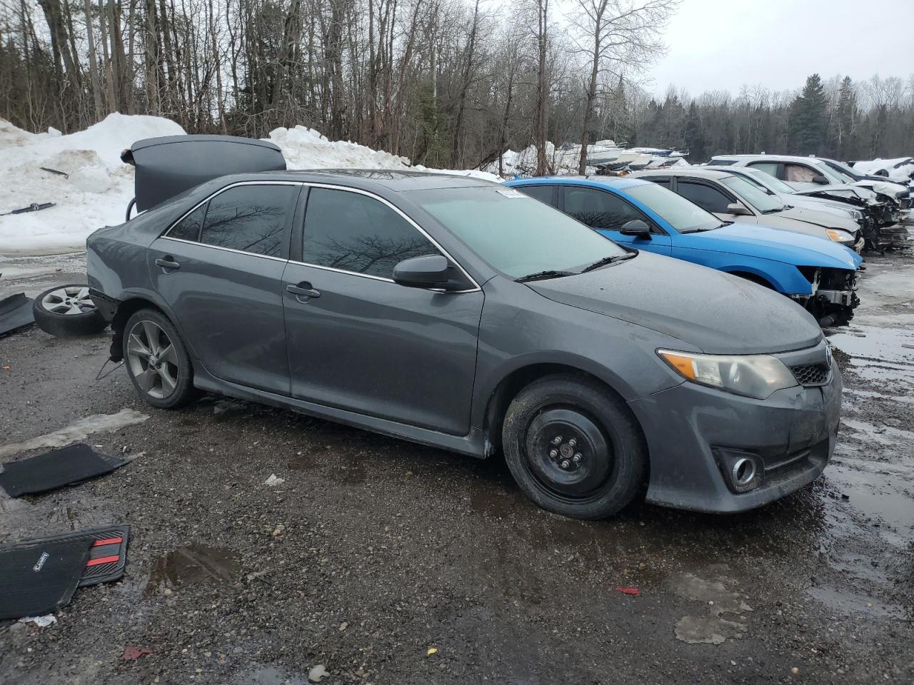 2014 Toyota Camry - Image 4