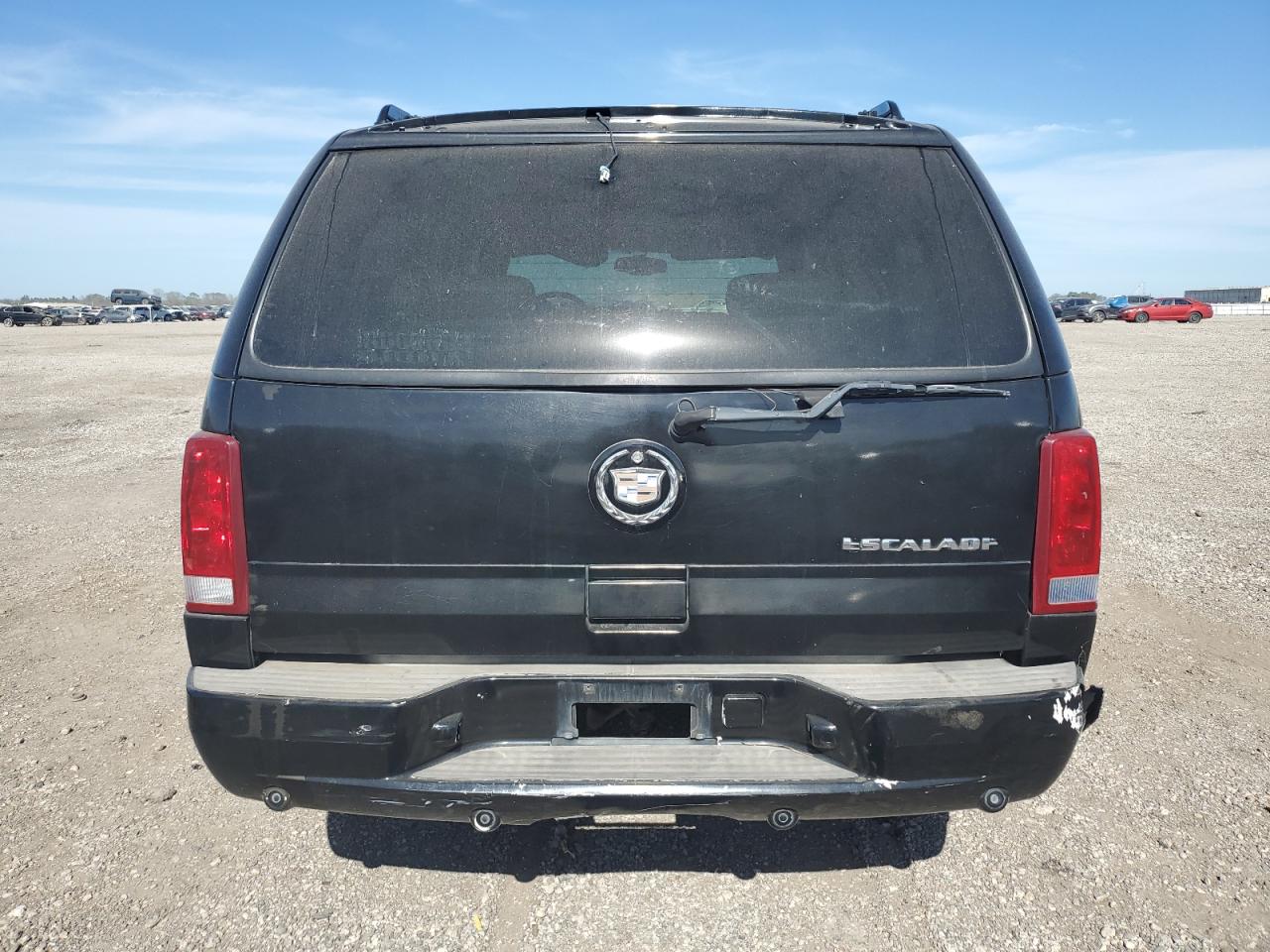 2003 Cadillac Escalade - Image 6
