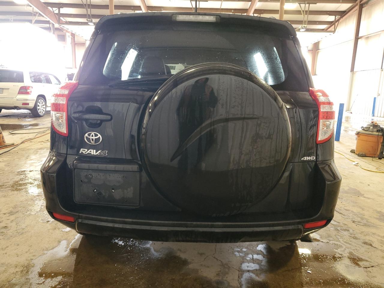 2012 Toyota RAV 4 - Image 6