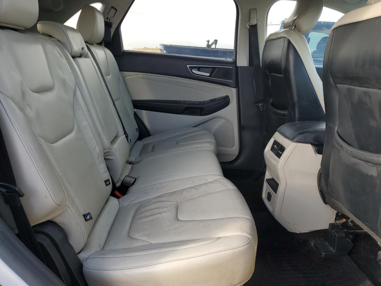 2015 Ford Edge - Image 10
