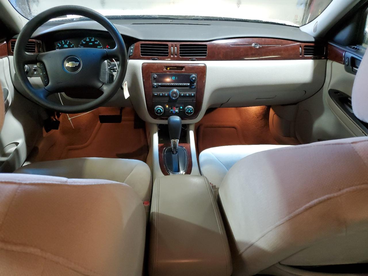 2009 Chevrolet Impala - Image 8