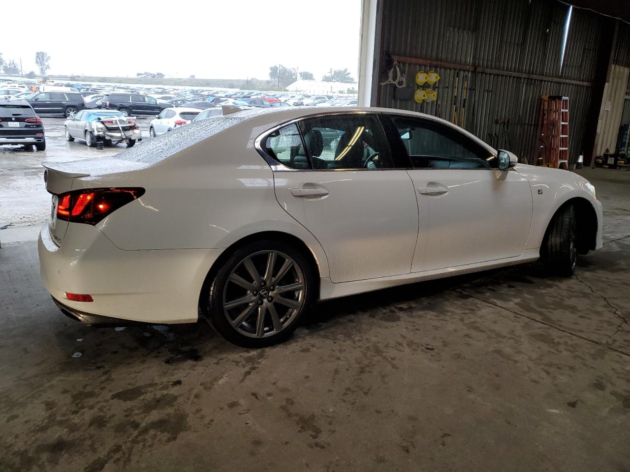 2015 Lexus GS - Image 3