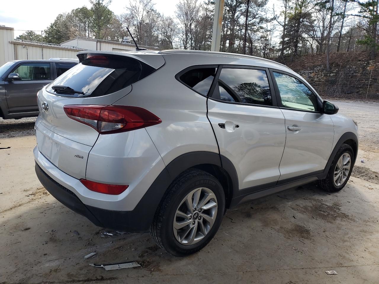 2016 Hyundai Tucson - Image 3