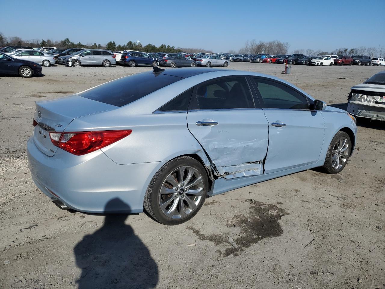 2012 Hyundai Sonata - Image 3