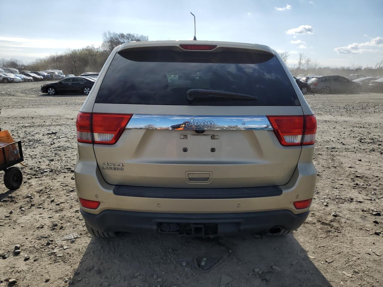 2011 Jeep Grand Cherokee Laredo VIN: 1J4RR4GG9BC557704 Lot: 50712255