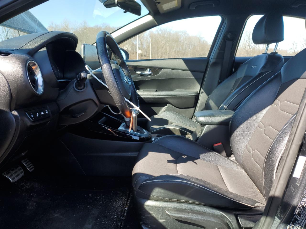 2021 Kia Forte - Image 7