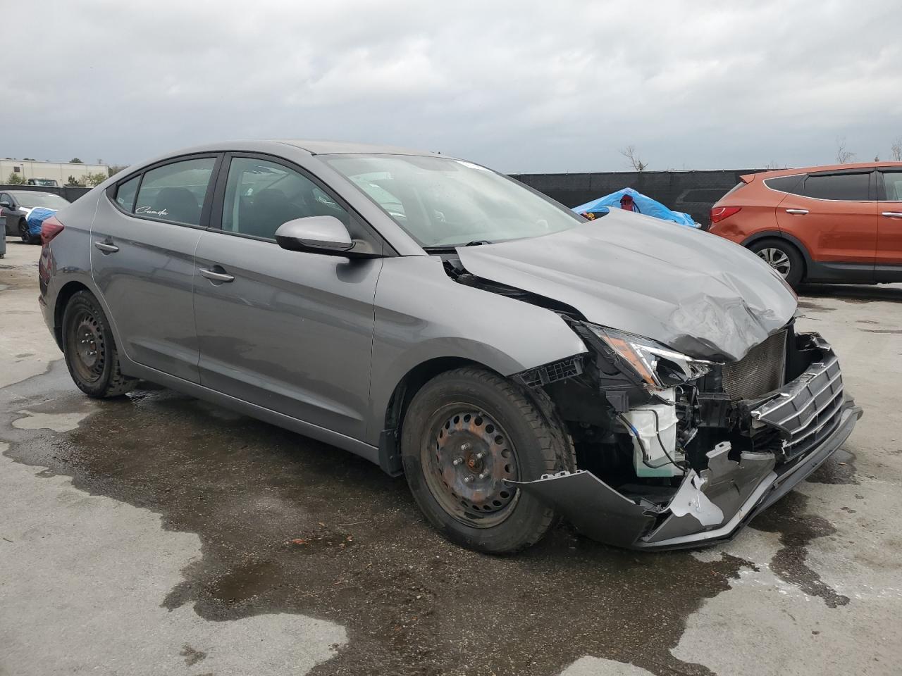 2019 Hyundai Elantra - Image 4