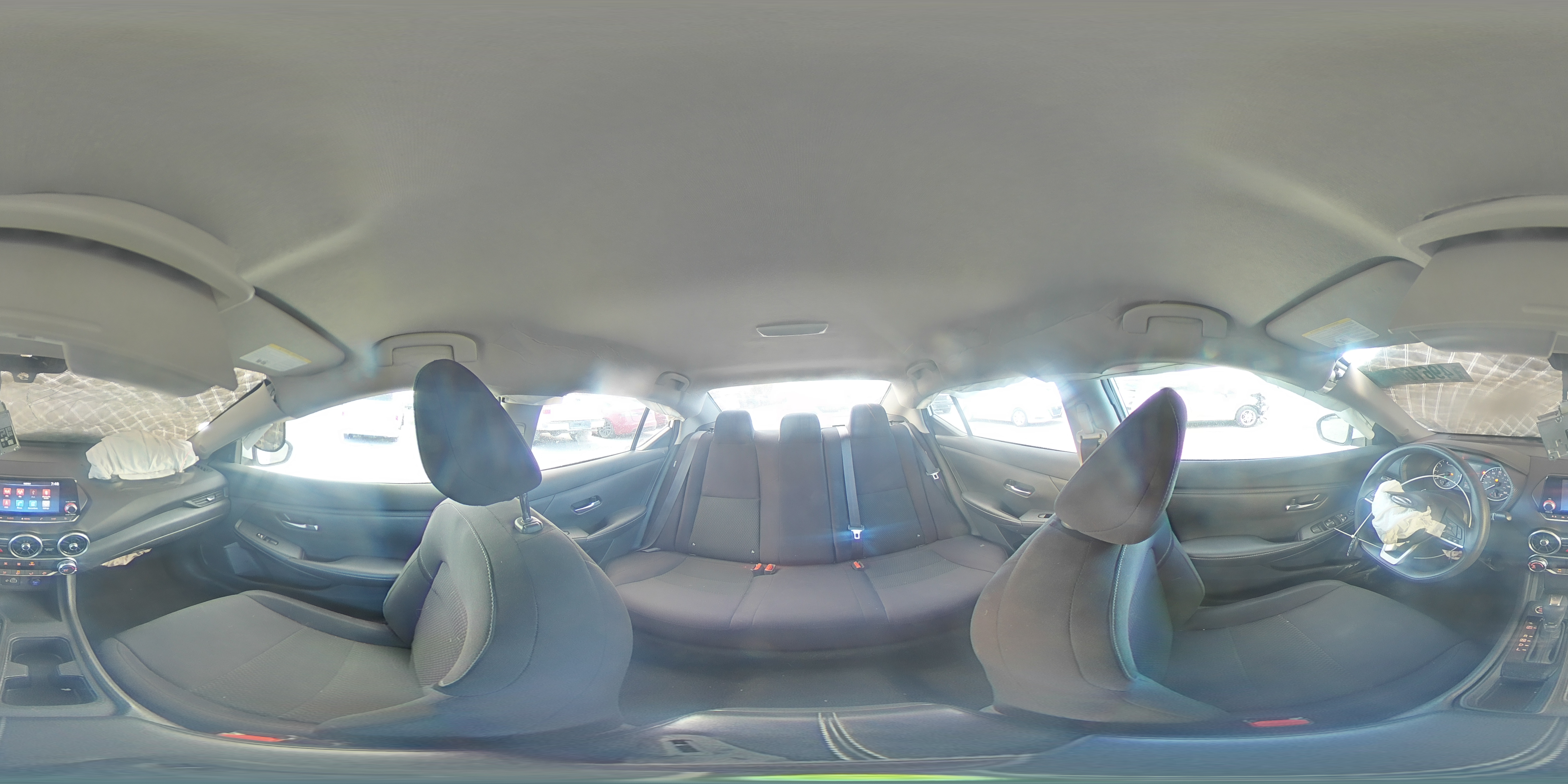 2022 Nissan Sentra - Image 13