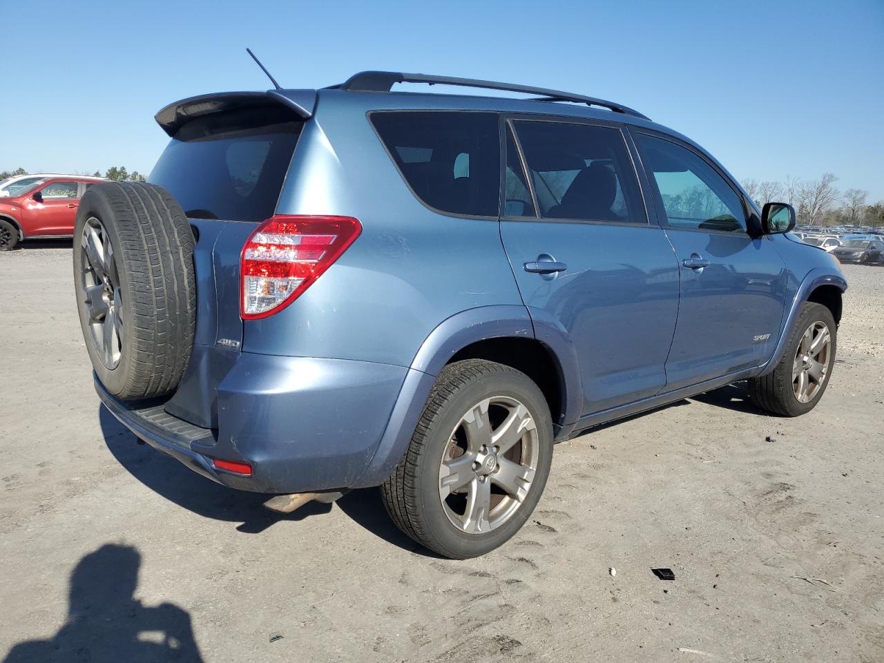 2011 Toyota RAV 4 - Image 3