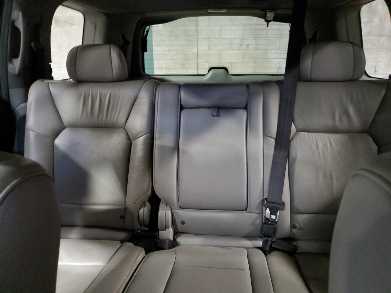 2011 Honda Pilot Exl VIN: 5FNYF4H55BB064807 Lot: 49779755