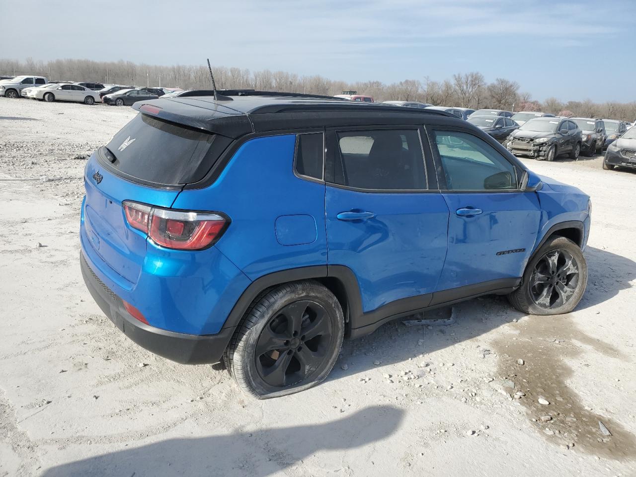 2019 Jeep Compass - Image 3