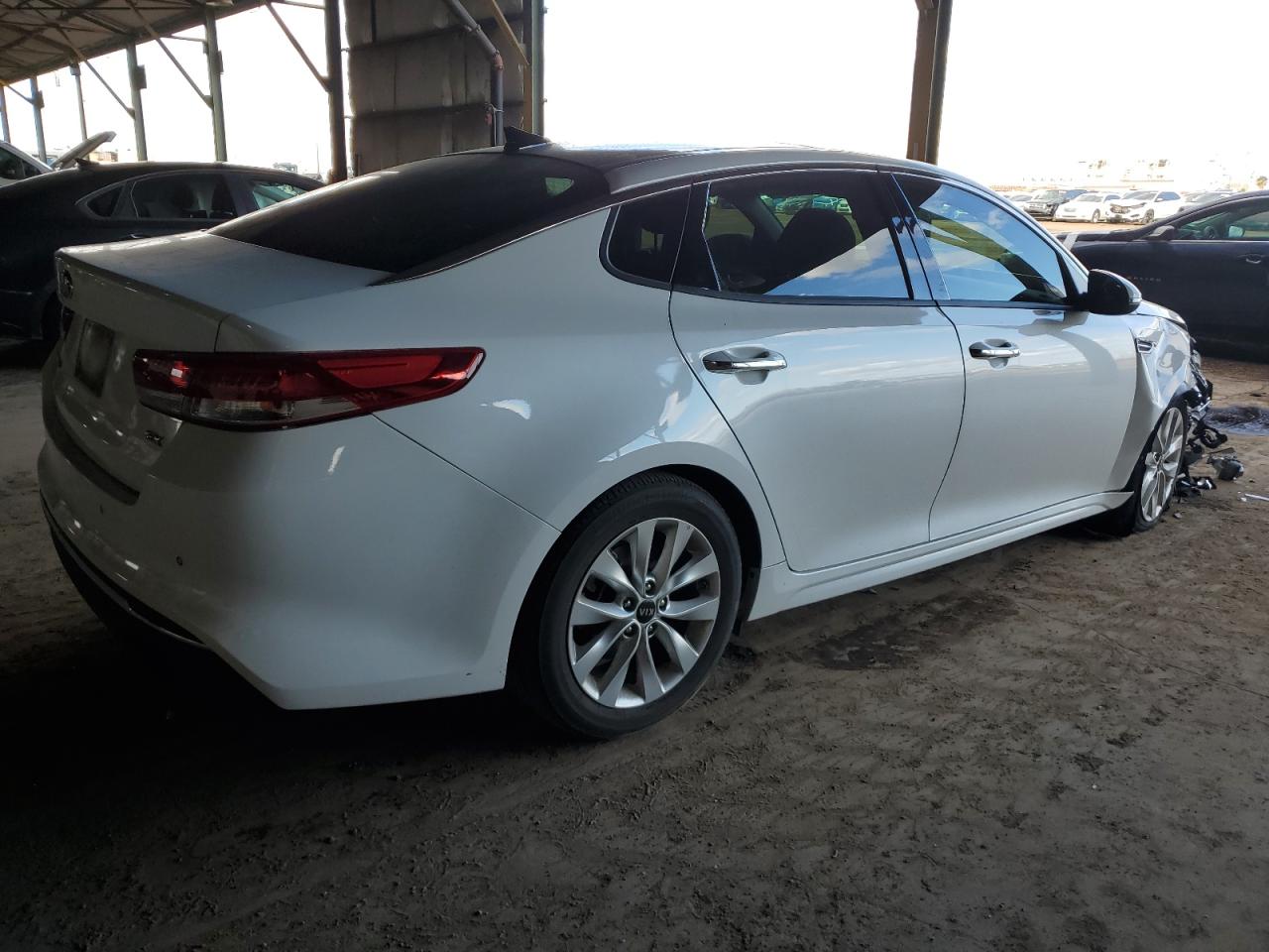 2016 Kia Optima - Image 3