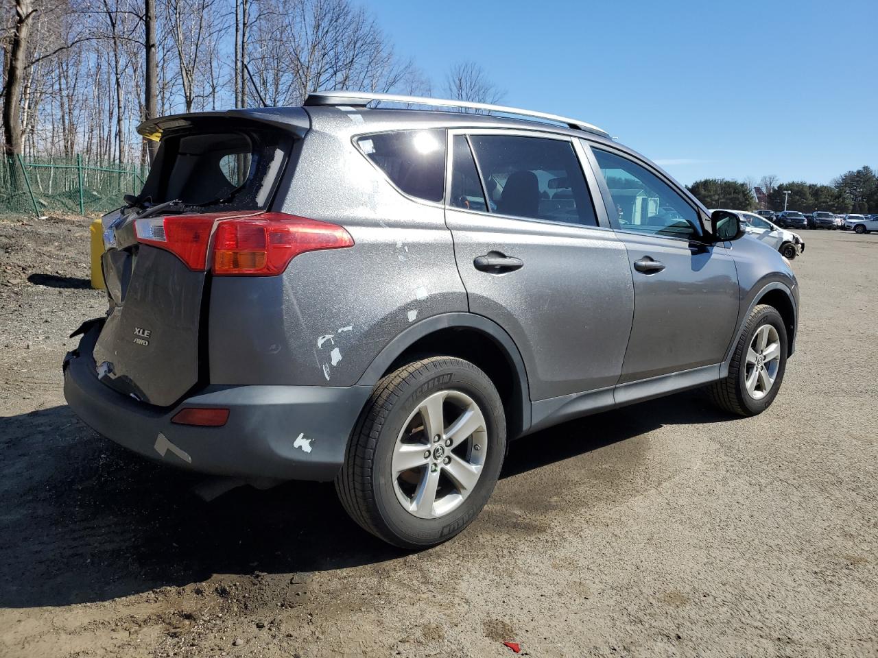 2015 Toyota RAV 4 - Image 3