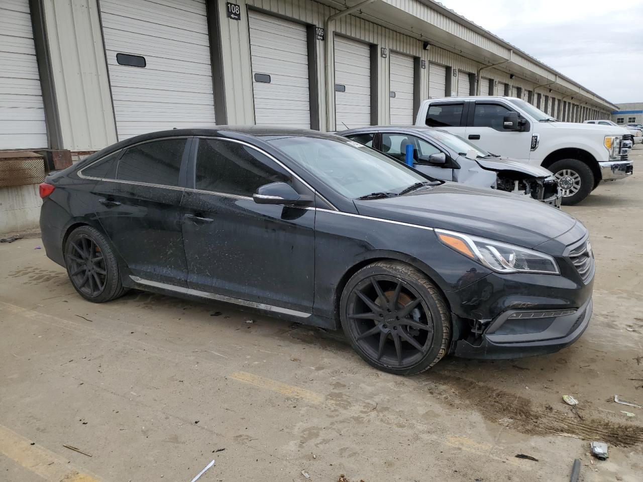 2015 Hyundai Sonata - Image 4