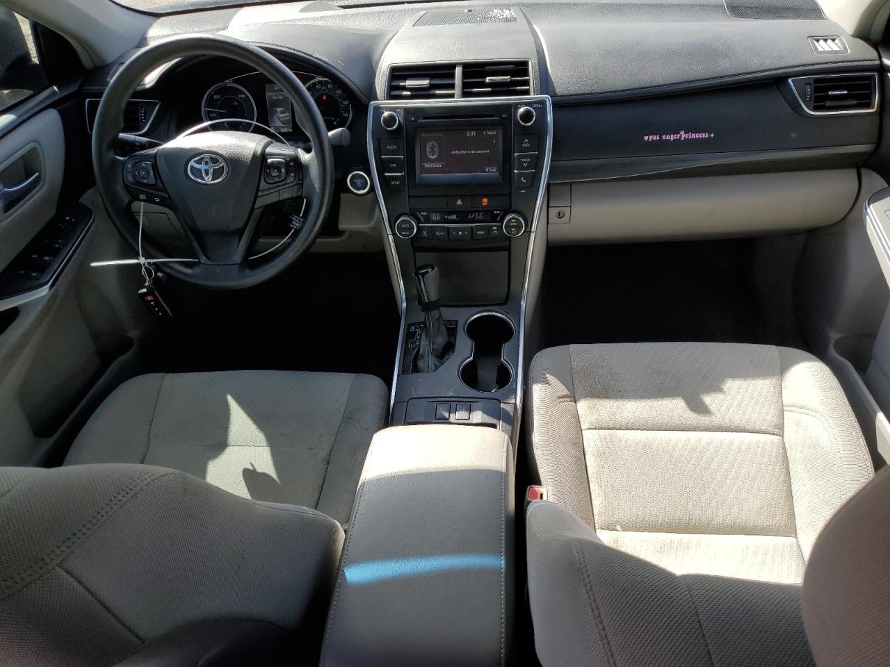 2015 Toyota Camry - Image 8