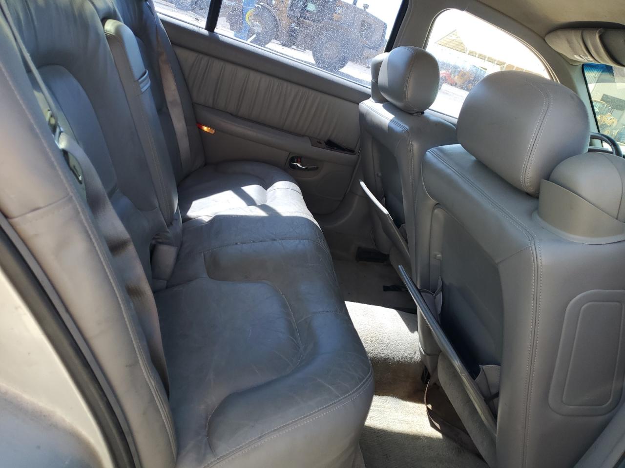 2000 Buick Park Avenue - Image 11