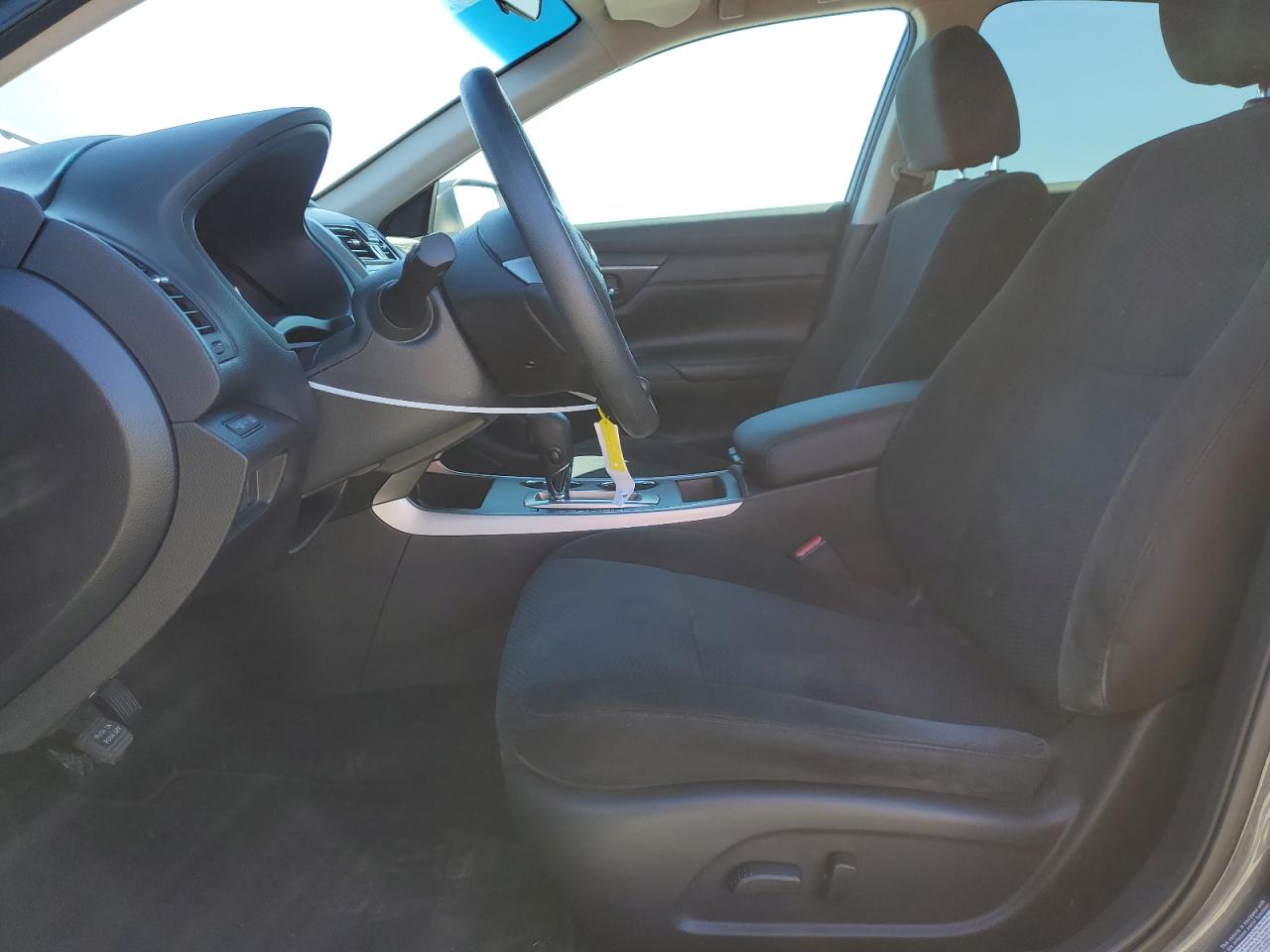 2015 Nissan Altima - Image 7