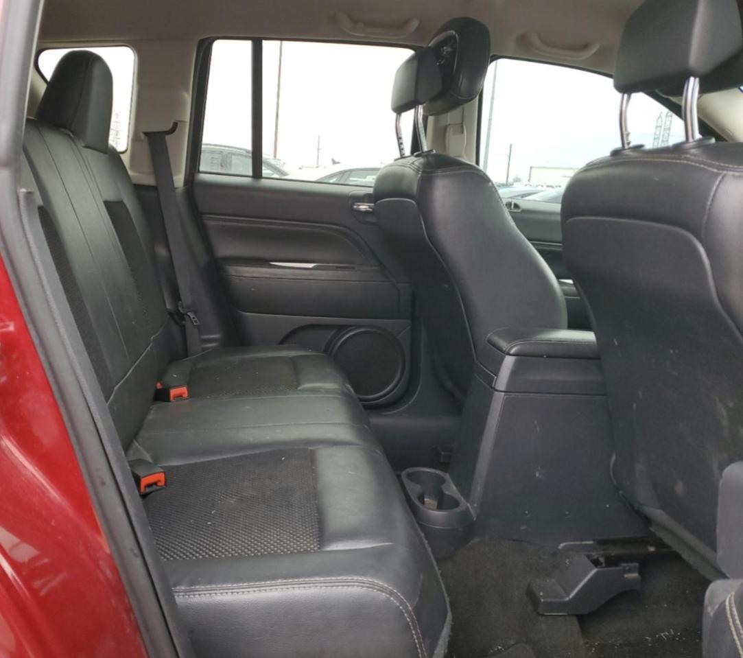 2016 Jeep Compass - Image 11