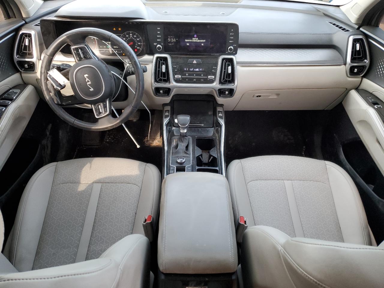 2022 Kia Sorento - Image 8
