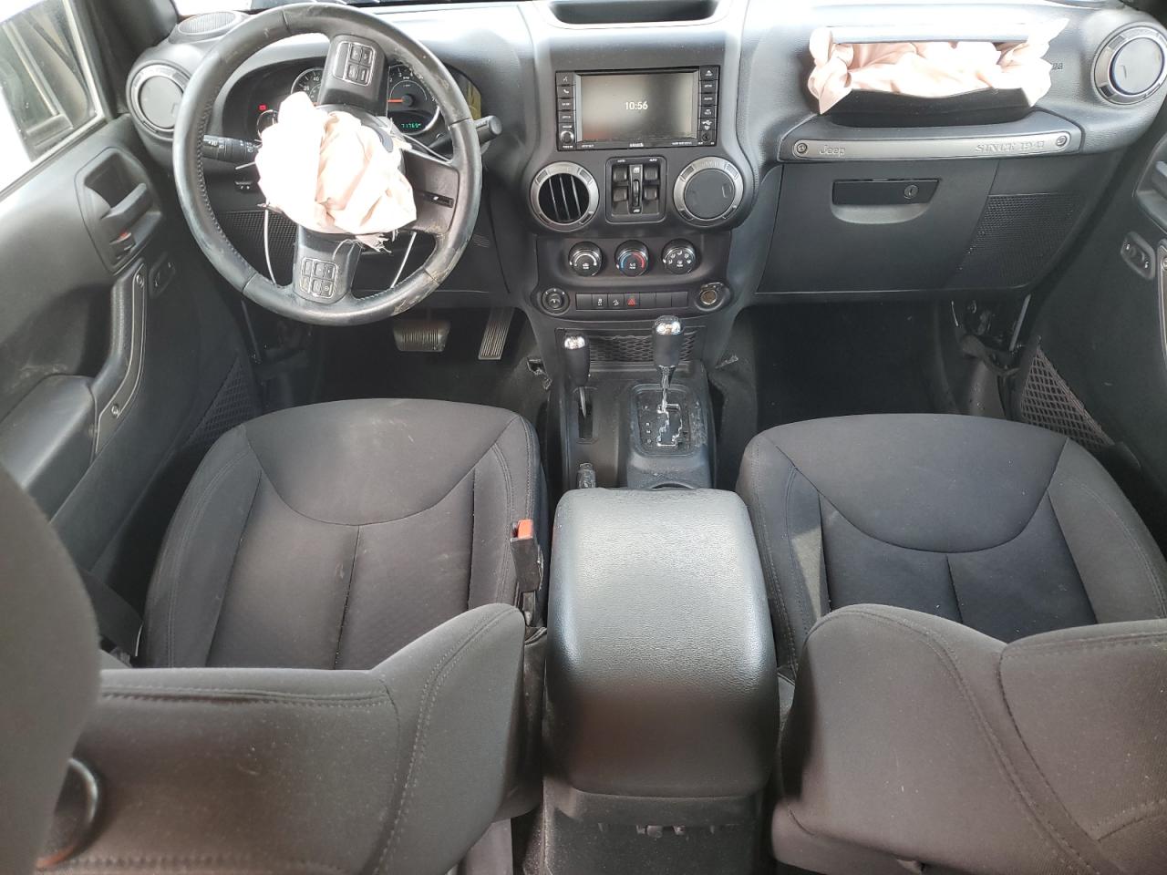 2016 Jeep Wrangler - Image 8