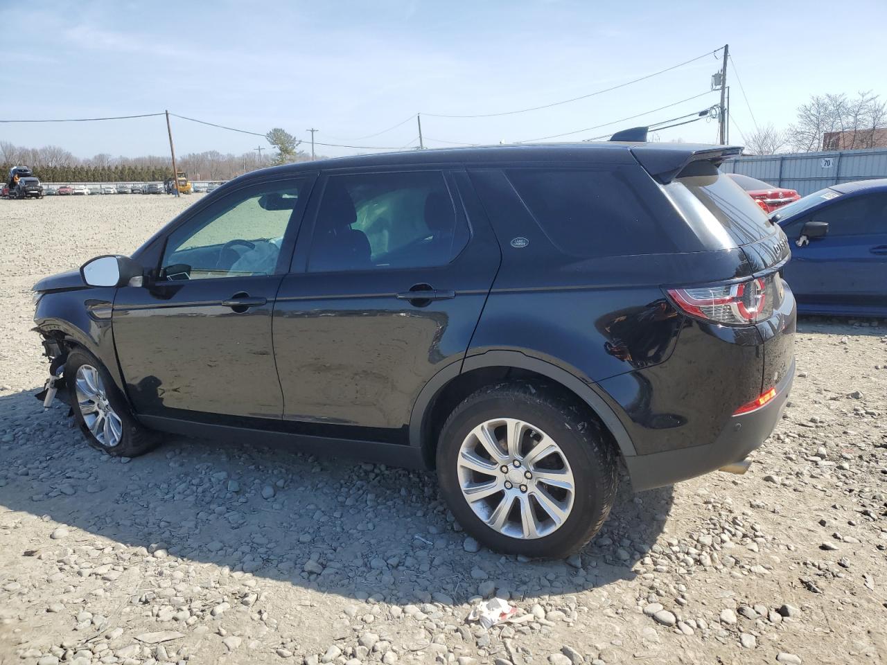 2018 Land Rover Discovery - Image 2