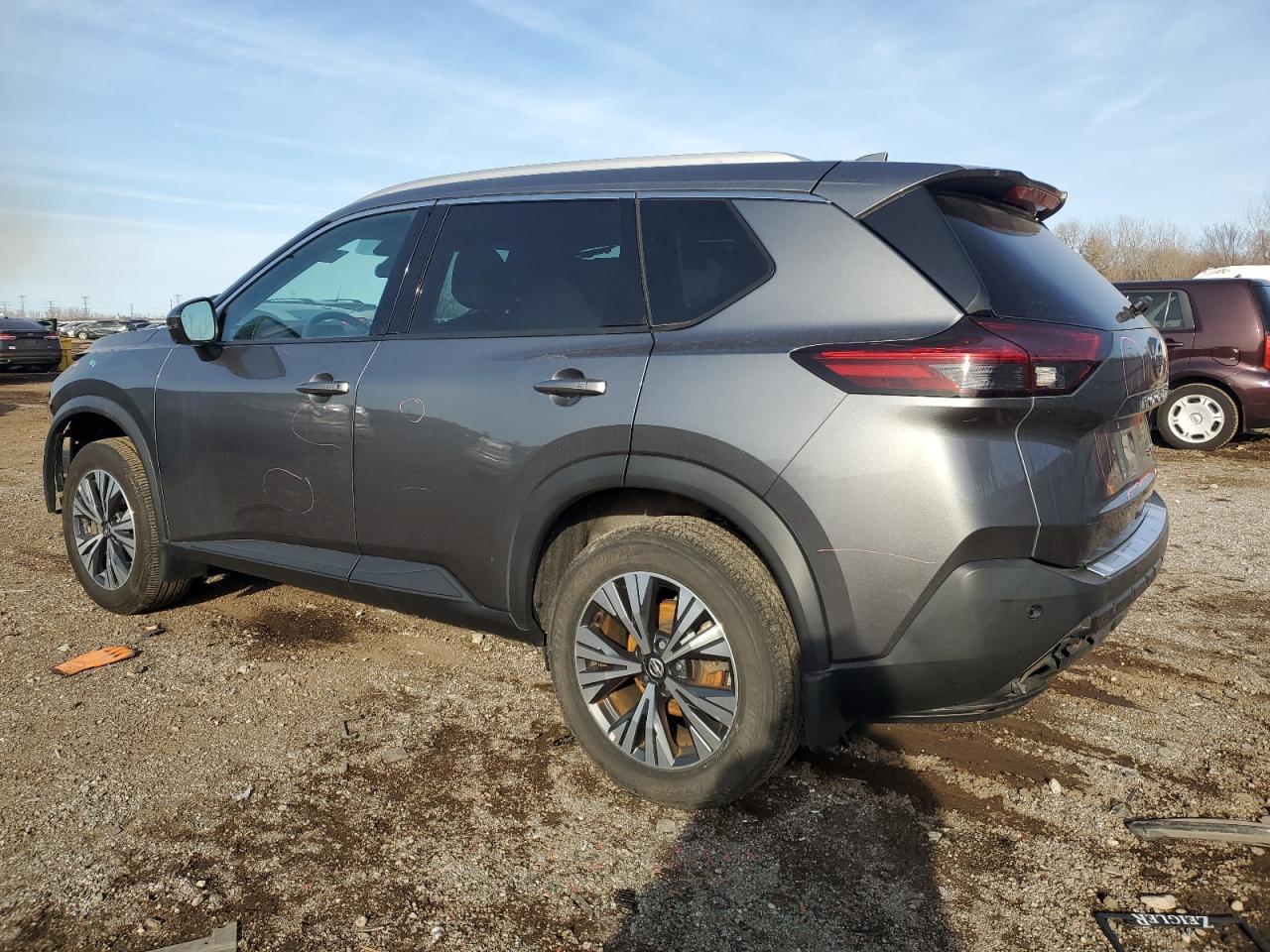 2021 Nissan Rogue - Image 2