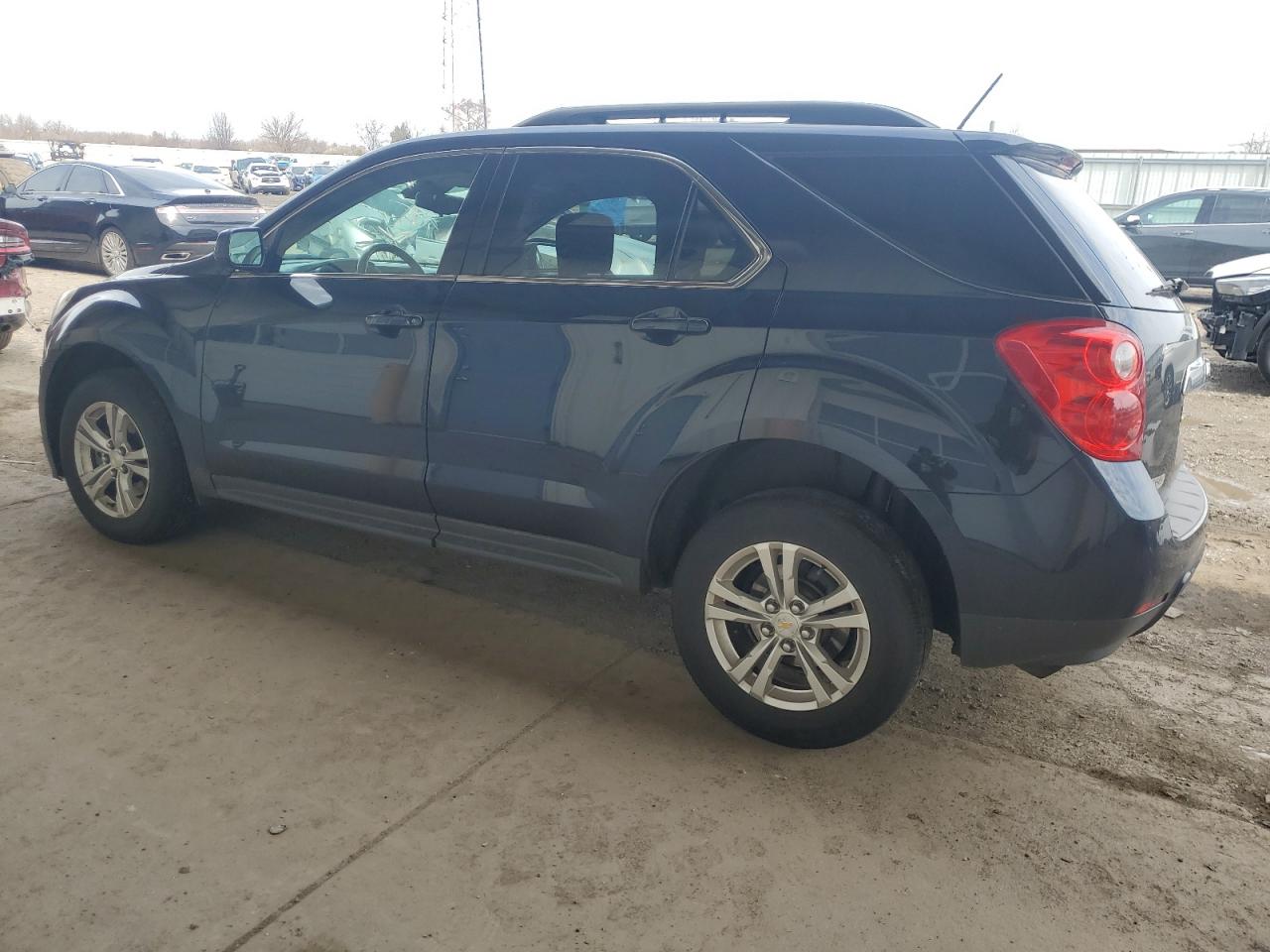 2015 Chevrolet Equinox - Image 2