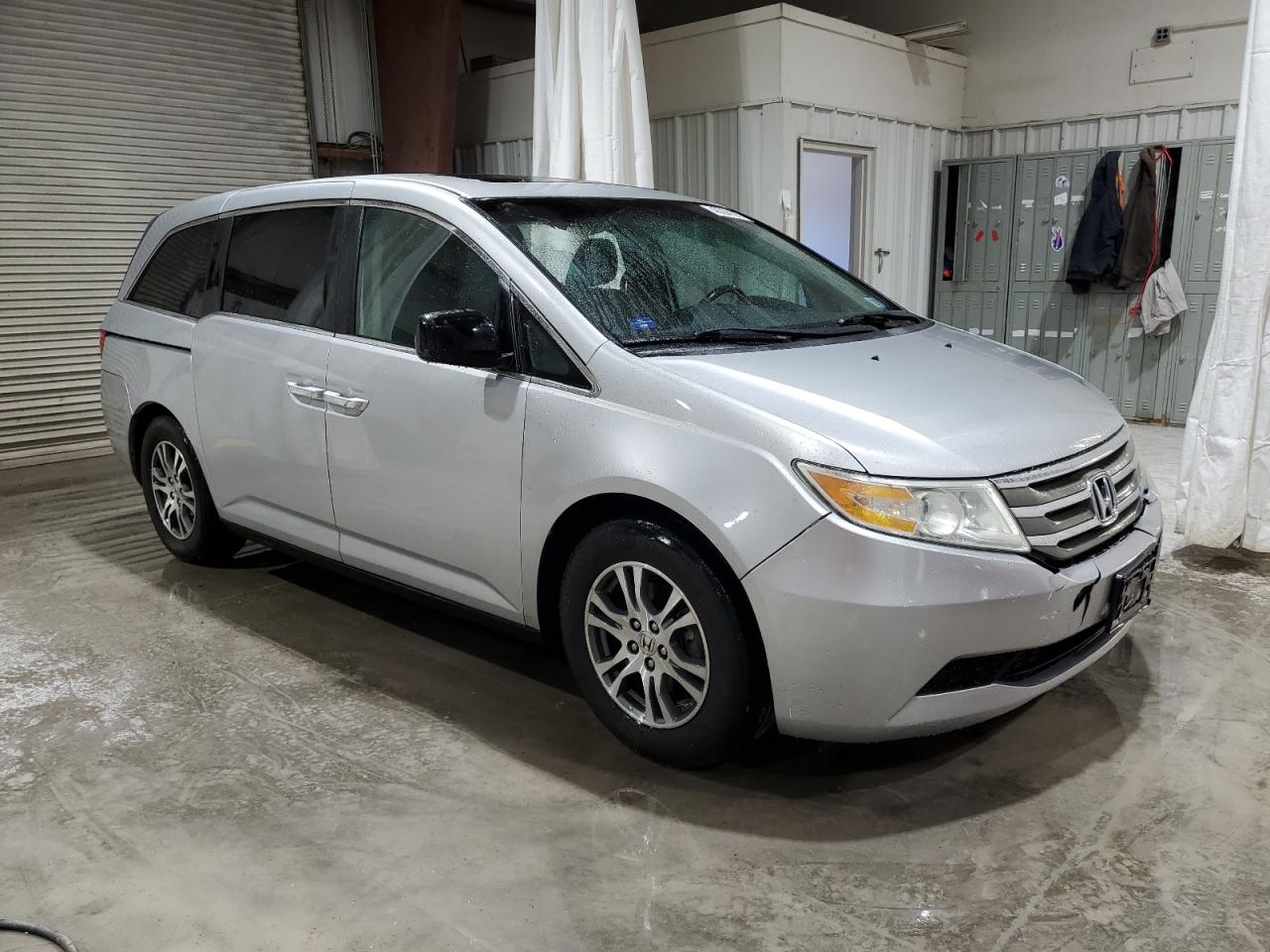 2013 Honda Odyssey - Image 4
