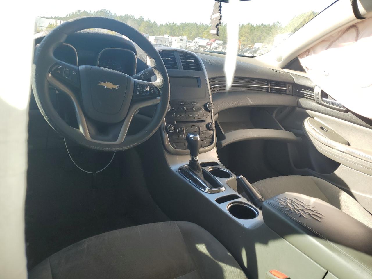 2015 Chevrolet Malibu - Image 8