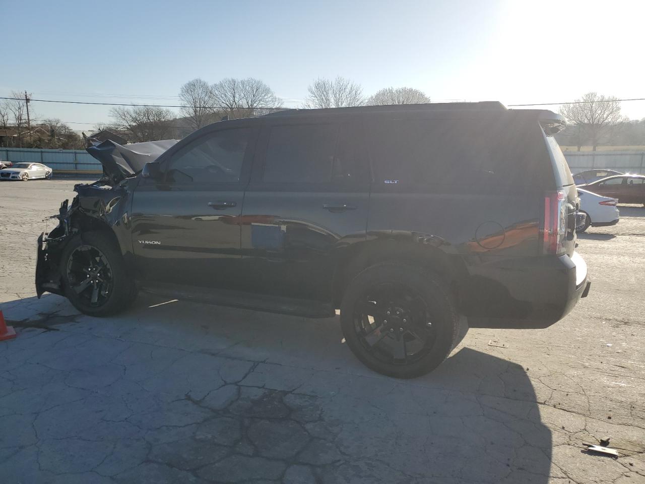 2019 GMC Yukon - Image 2