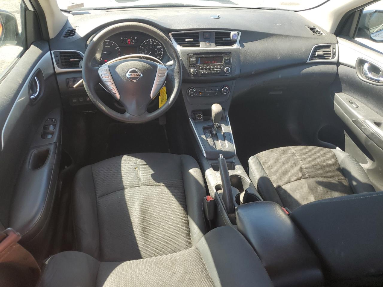 2016 Nissan Sentra - Image 8