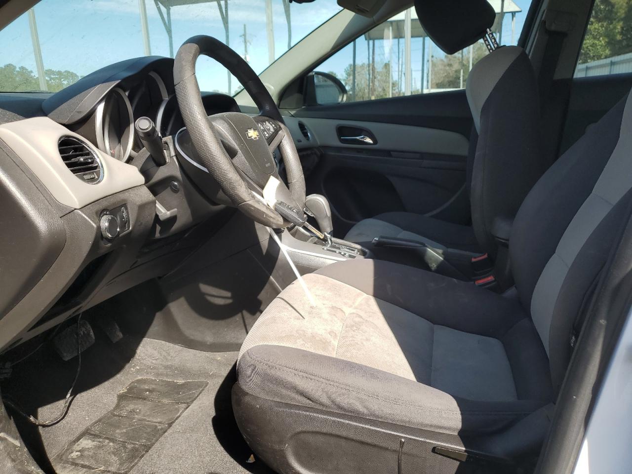 2014 Chevrolet Cruze - Image 7