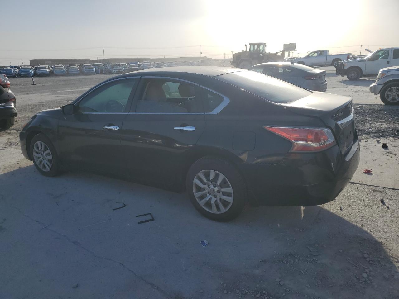 2015 Nissan Altima - Image 2