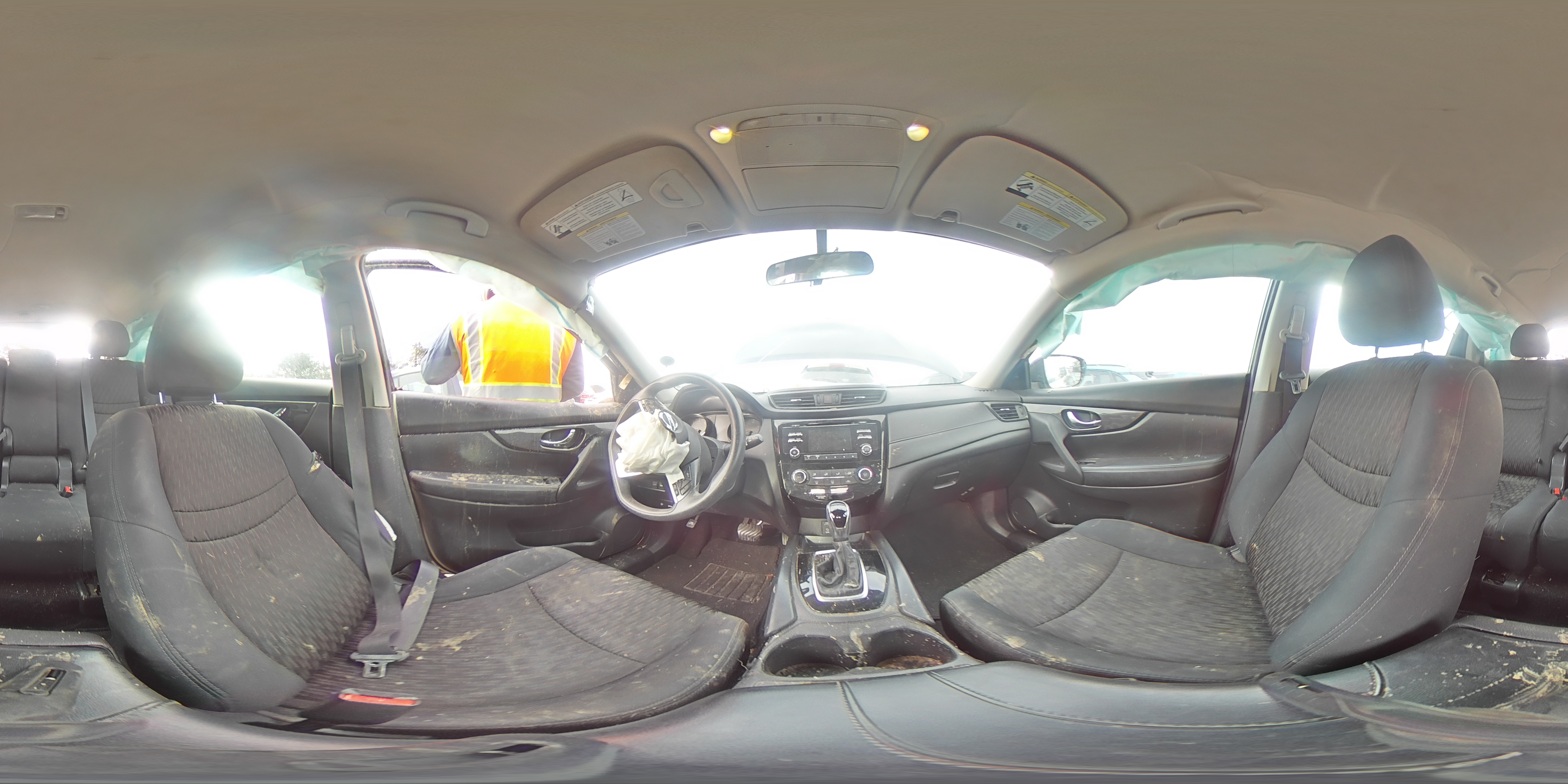 2017 Nissan Rogue - Image 14