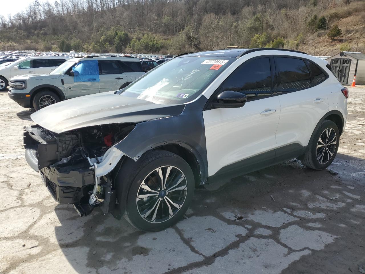 1FMCU9H97NUB64236 FORD ESCAPE 2022