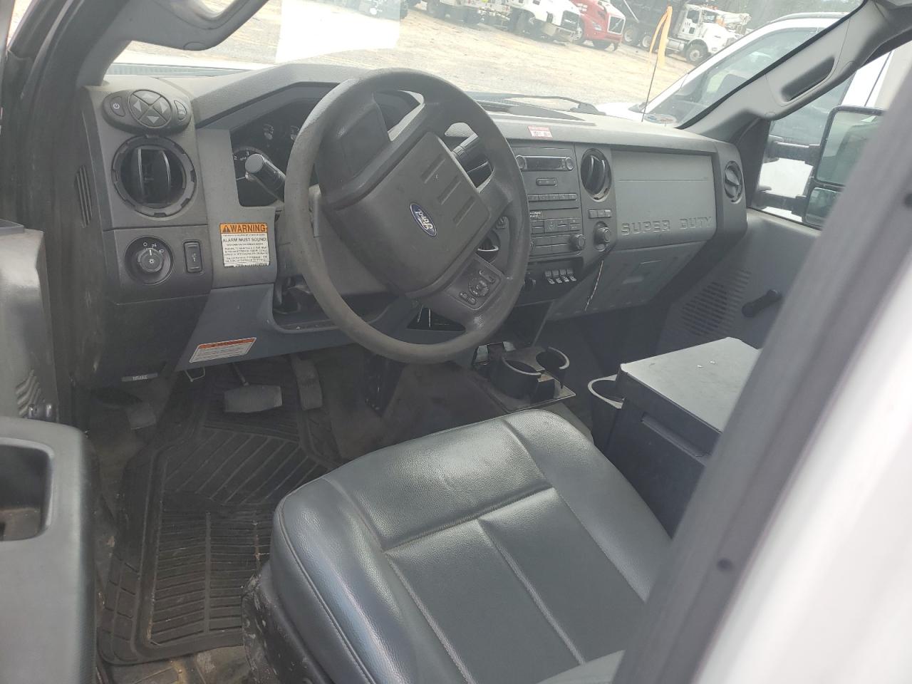 2015 Ford F450 Super Duty VIN: 1FDUF4GYXFEA90073 Lot: 47183585