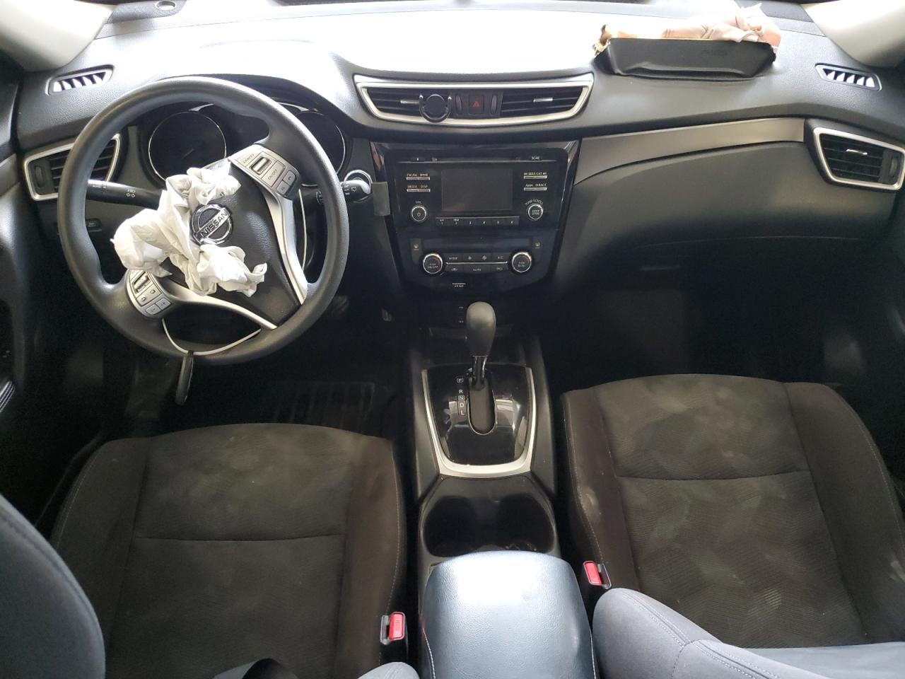 2015 Nissan Rogue - Image 8