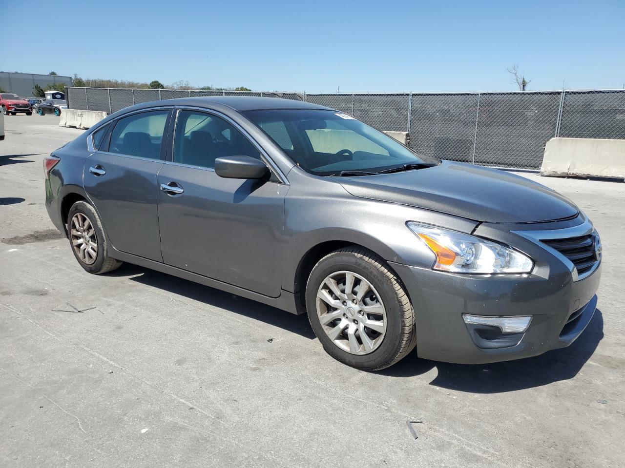 2015 Nissan Altima - Image 4