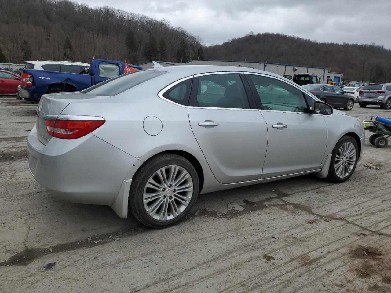 2014 Buick Verano - Image 3