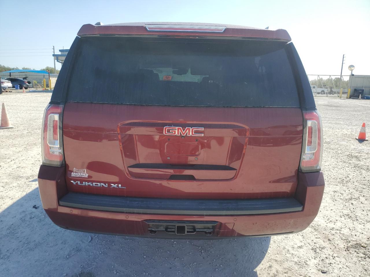 2017 GMC Yukon - Image 6