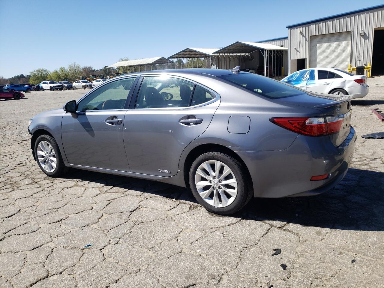 2013 Lexus ES - Image 2